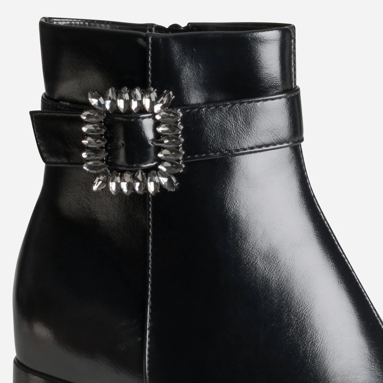 Boots noir boucle à strass