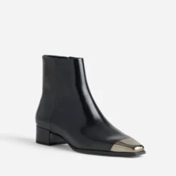 Boots noir cuir bout métallisé