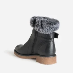 Boots noir cuir bride et tige fourrée