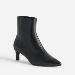 Boots noir cuir kitten-heel