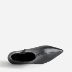 Boots noir cuir kitten-heel