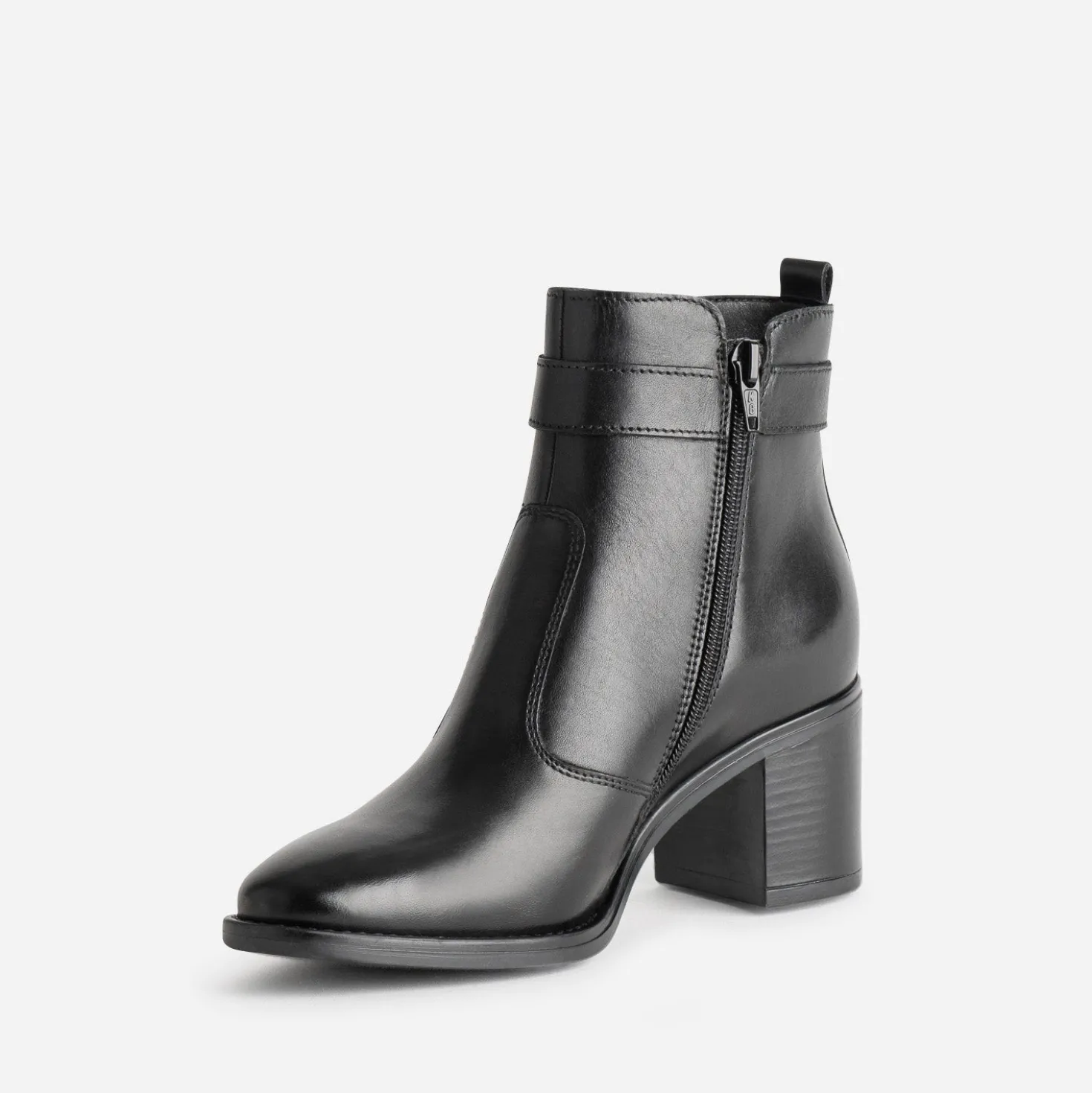 Boots noir cuir à talon