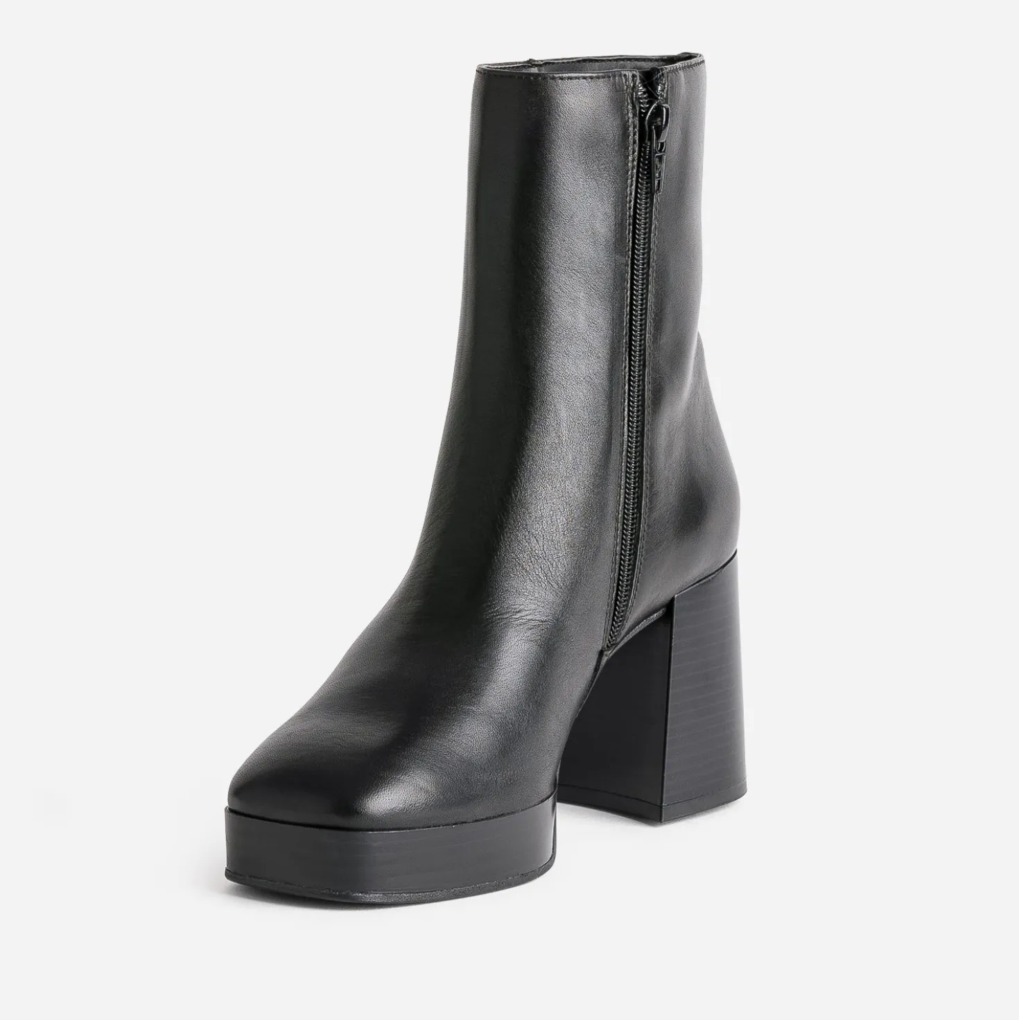 Boots noir en cuir à plateforme
