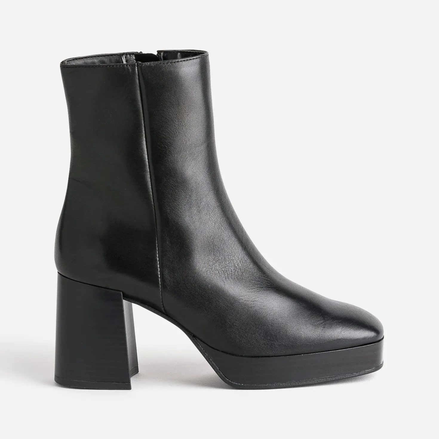 Boots noir en cuir à plateforme