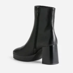 Boots noir en cuir à plateforme