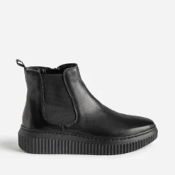 Boots noir en cuir à plateforme
