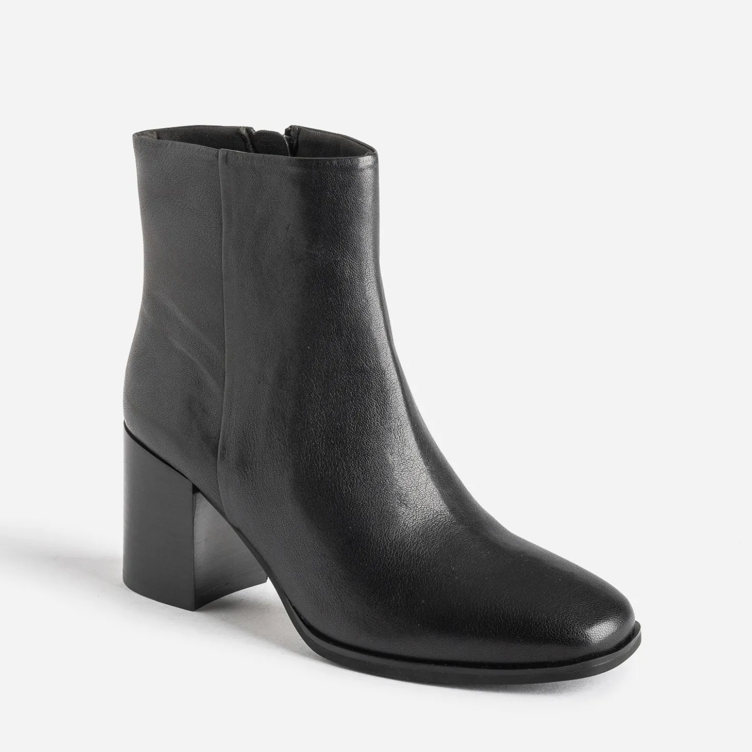 Boots noir en cuir à talon