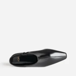 Boots noir glacé kitten-heel