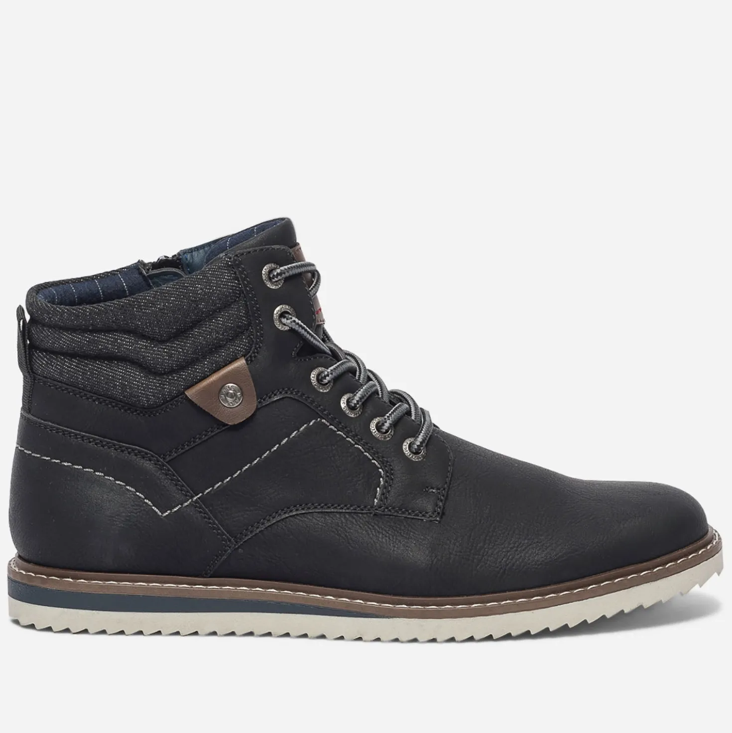 Boots noir à lacet