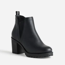 Boots noir semelle crantée