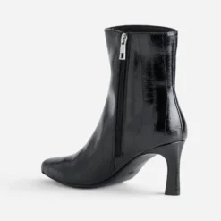 Boots noir verni effet rayures