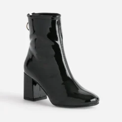 Boots noir verni à zip arrière