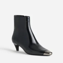 Boots à petit talon noir cuir bout métallisé