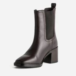 Boots talon en cuir marron