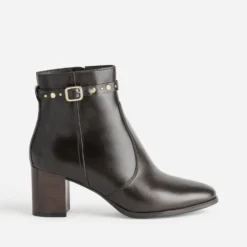Boots à talon marron cuir bride cloutée