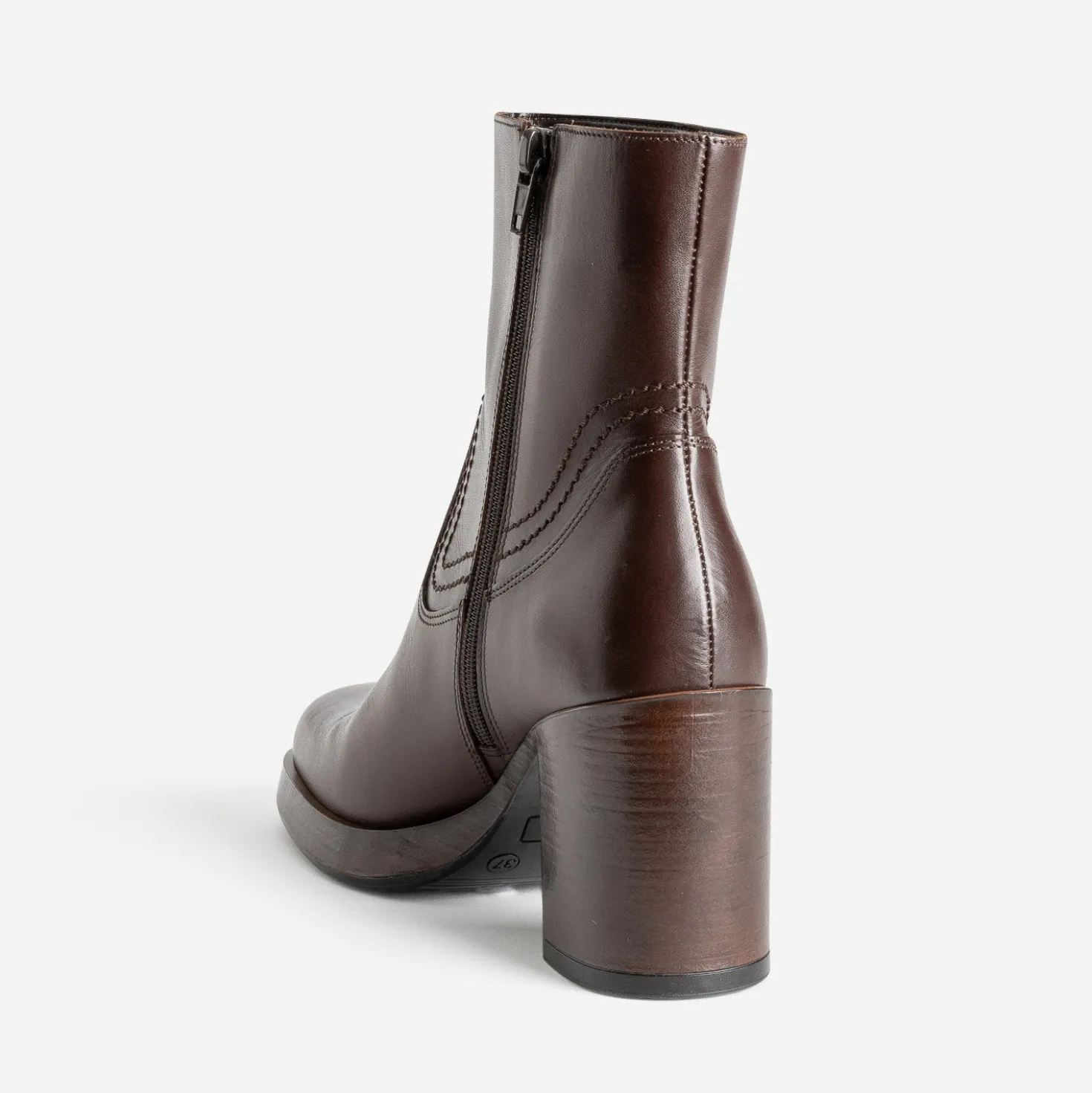 Boots à talon marron en cuir
