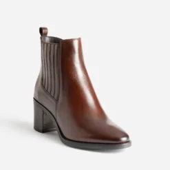 Boots à talon marron en cuir