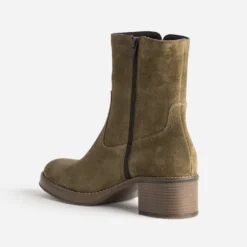 Boots taupe cuir velours