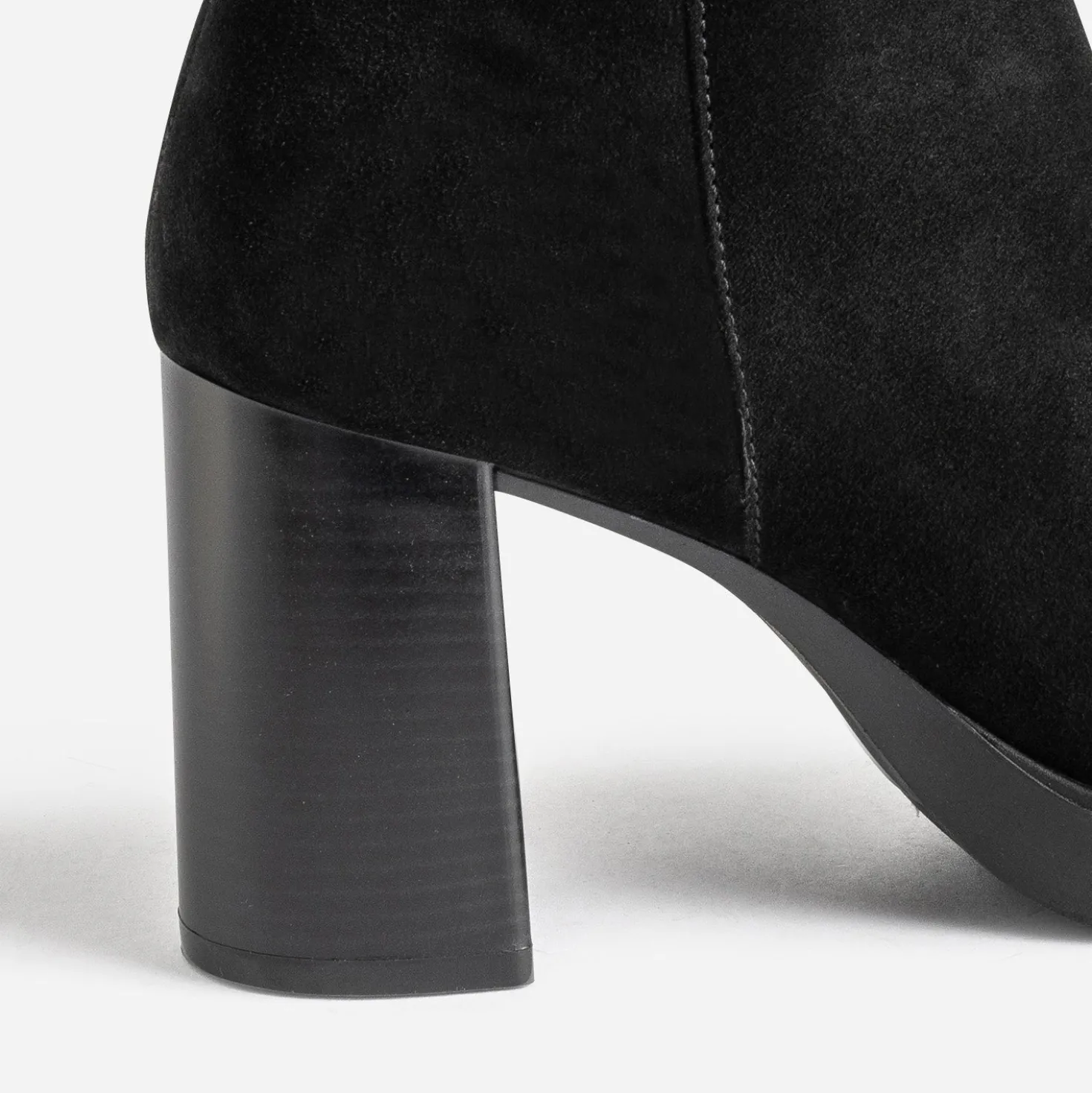 Boots TEXTO en cuir noir à talon