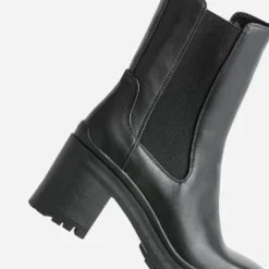 Boots TEXTO noir à semelle crantée