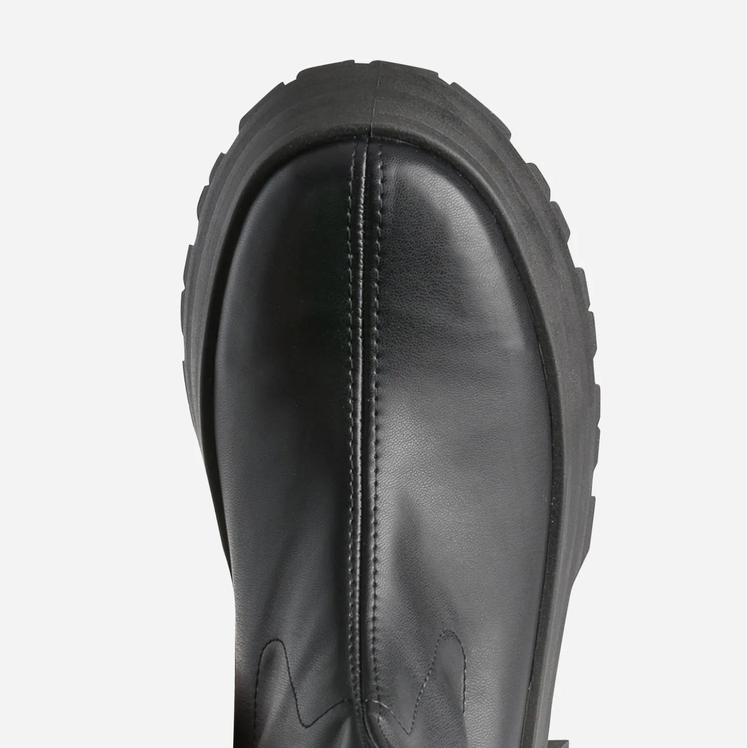 Boots TEXTO noir à semelle épaisse et crantée