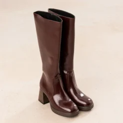 Botte bordeaux à talon