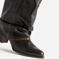 Botte fourreau marron effet patiné