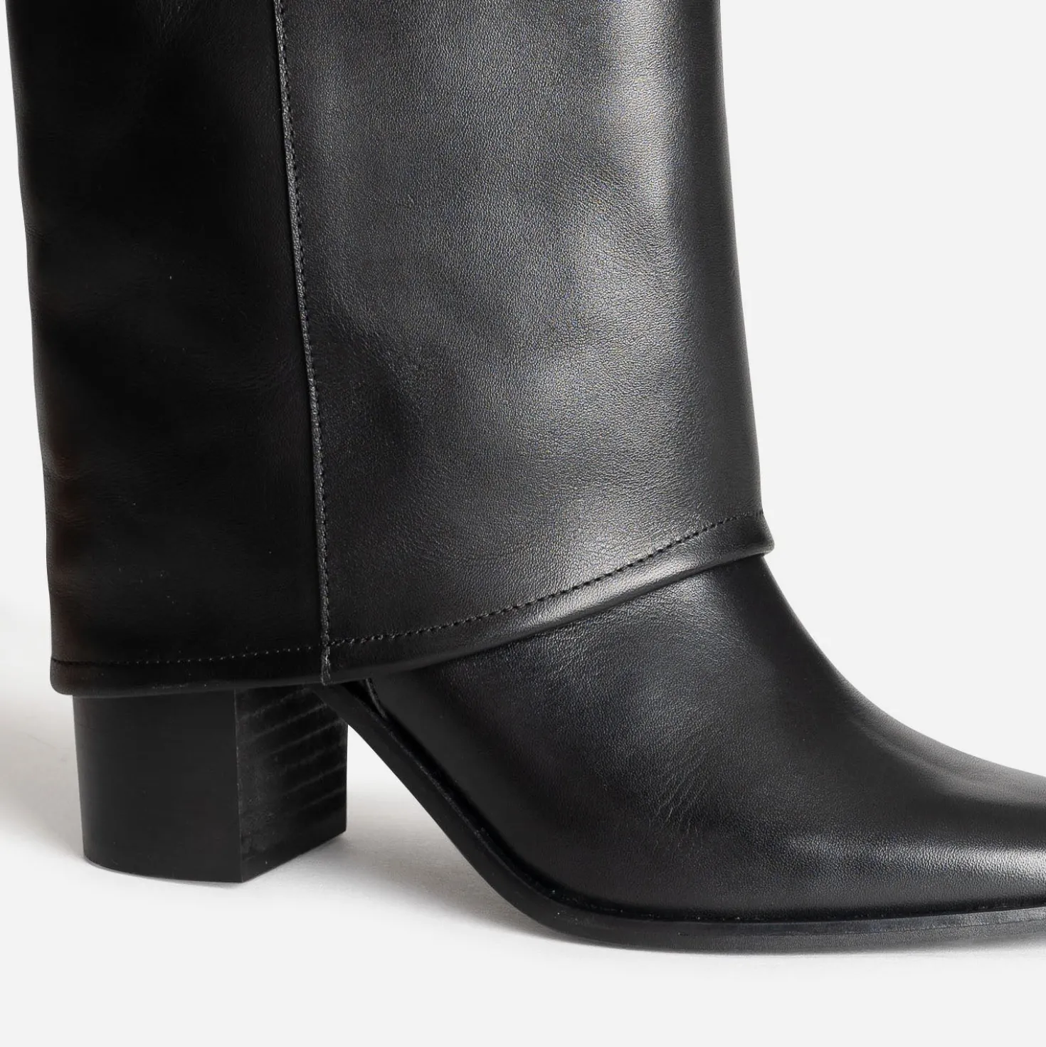 Botte fourreau TEXTO noire cuir à talon
