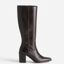 Botte marron cuir