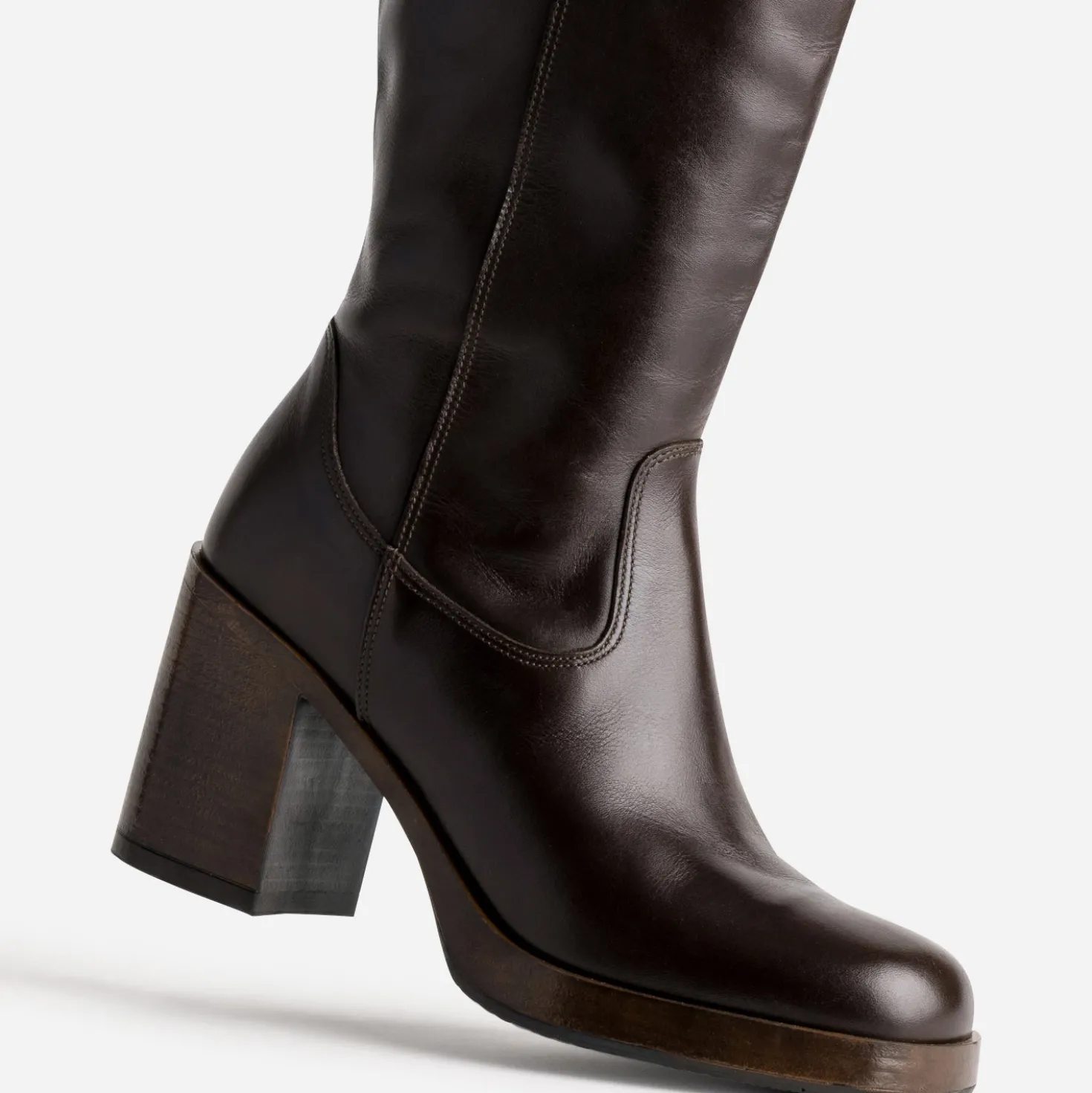 Botte marron en cuir esprit rétro