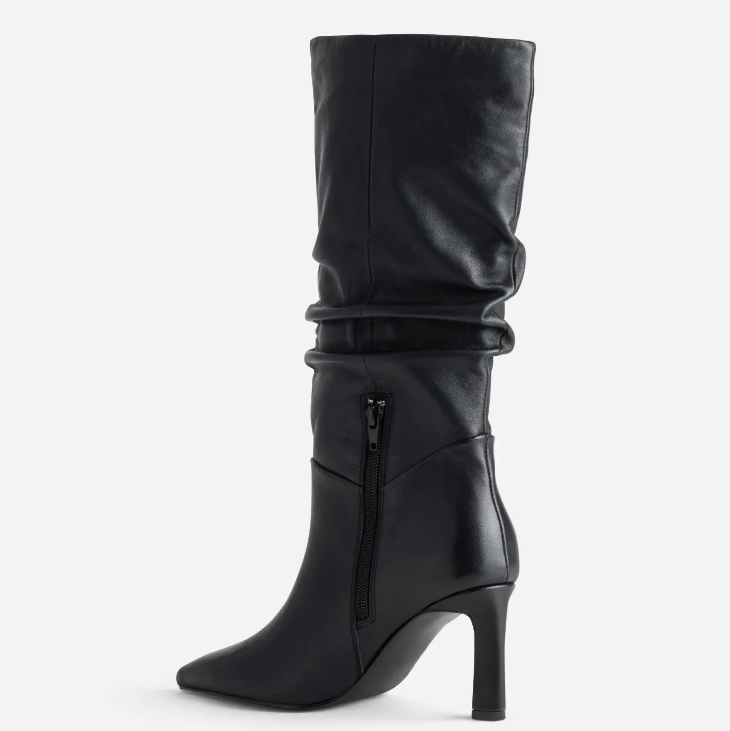 Botte noir cuir drapé