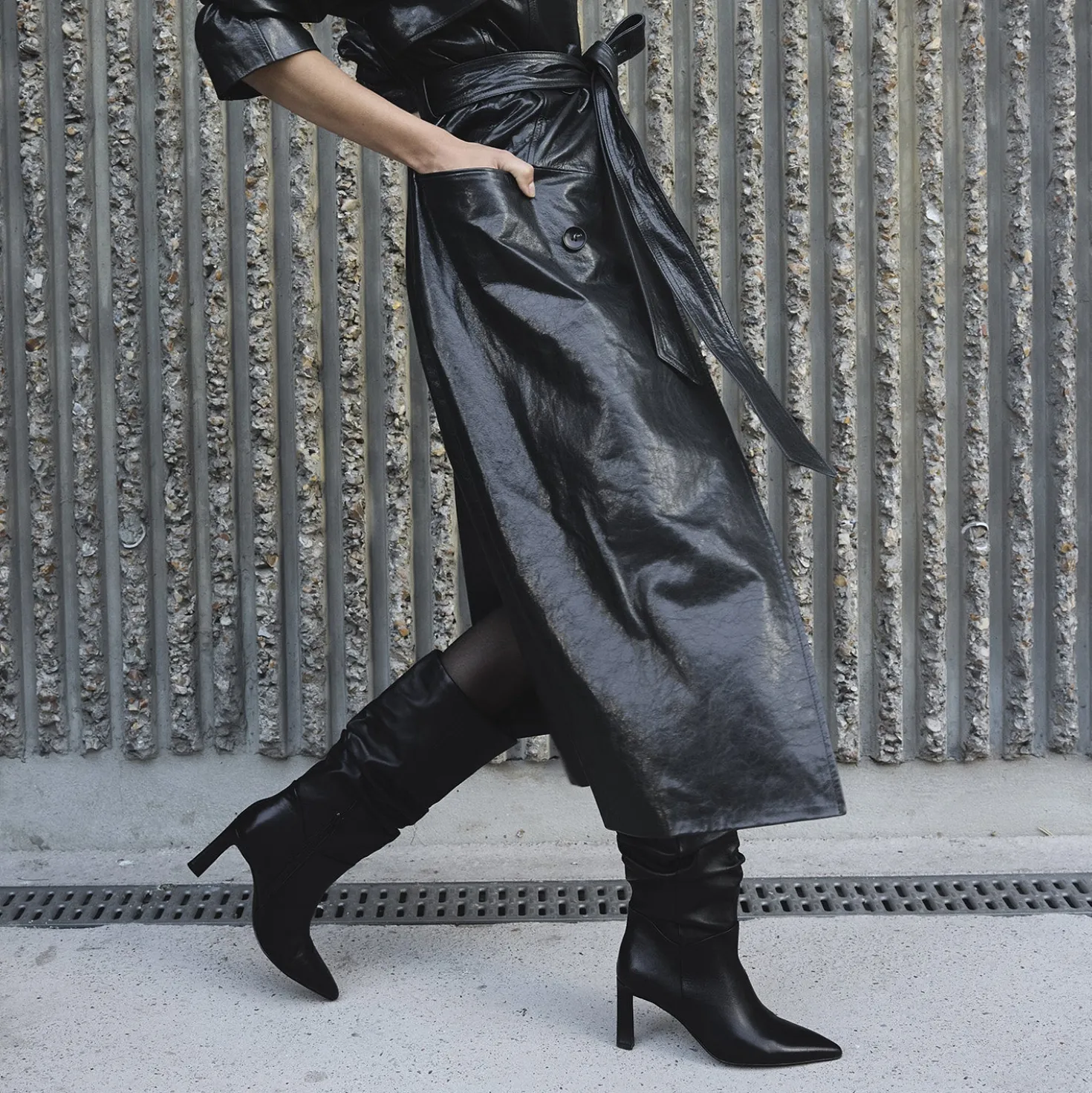 Botte noir cuir drapé