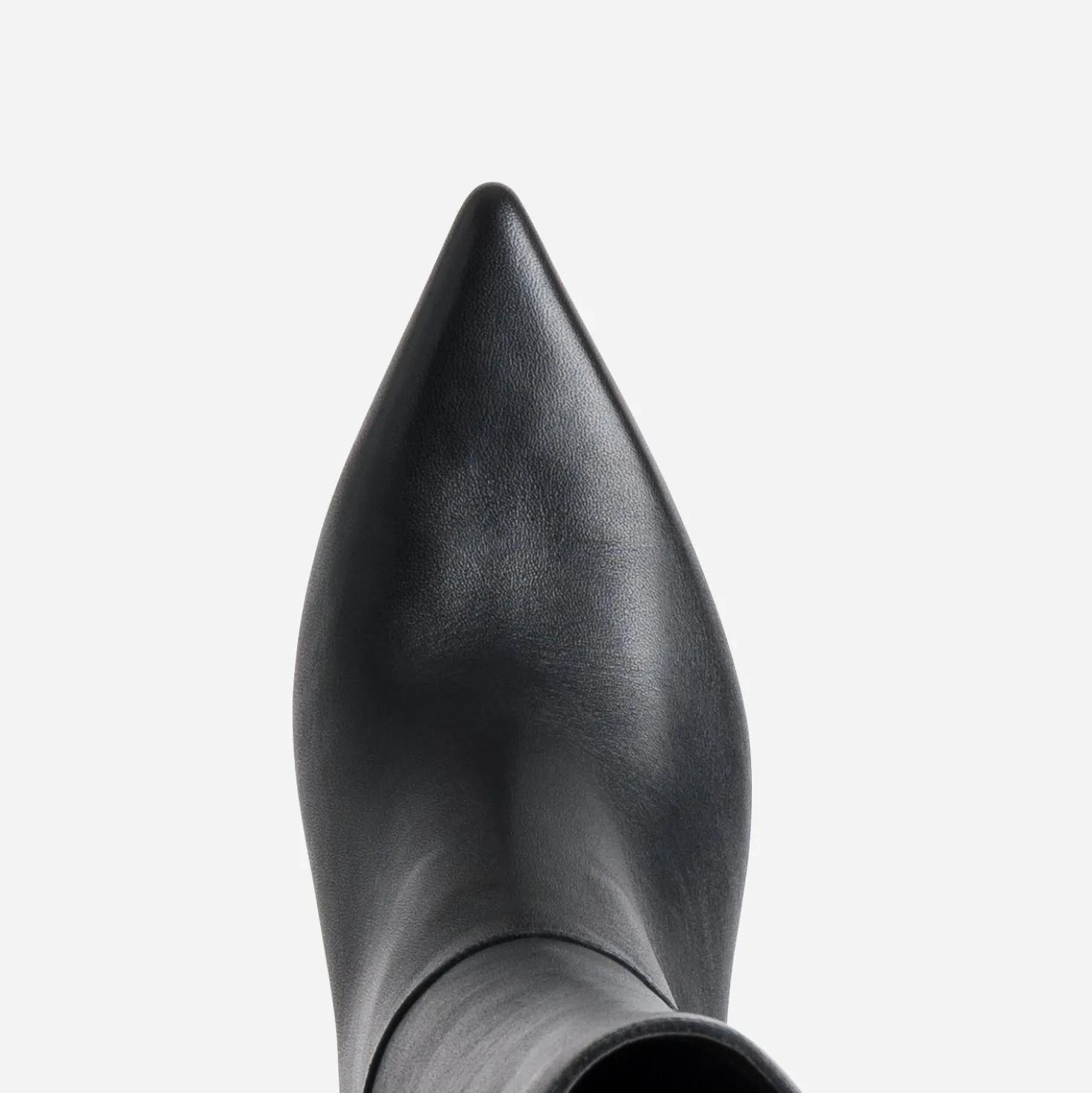Botte noir cuir talon fin