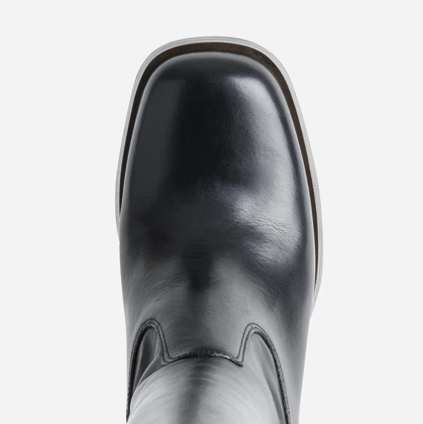 Botte noire cuir esprit rétro