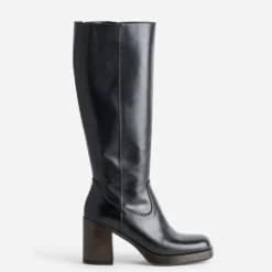 Botte noire cuir esprit rétro