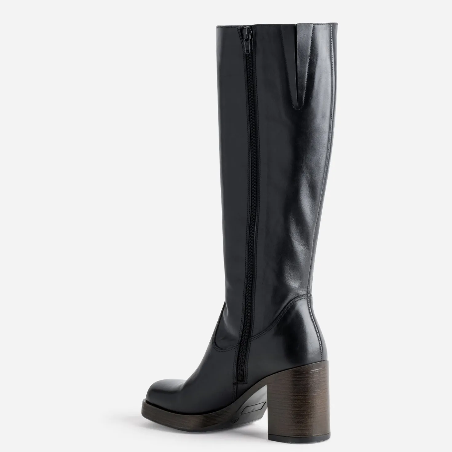 Botte noire cuir esprit rétro