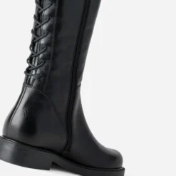 Botte noire cuir tige lacée