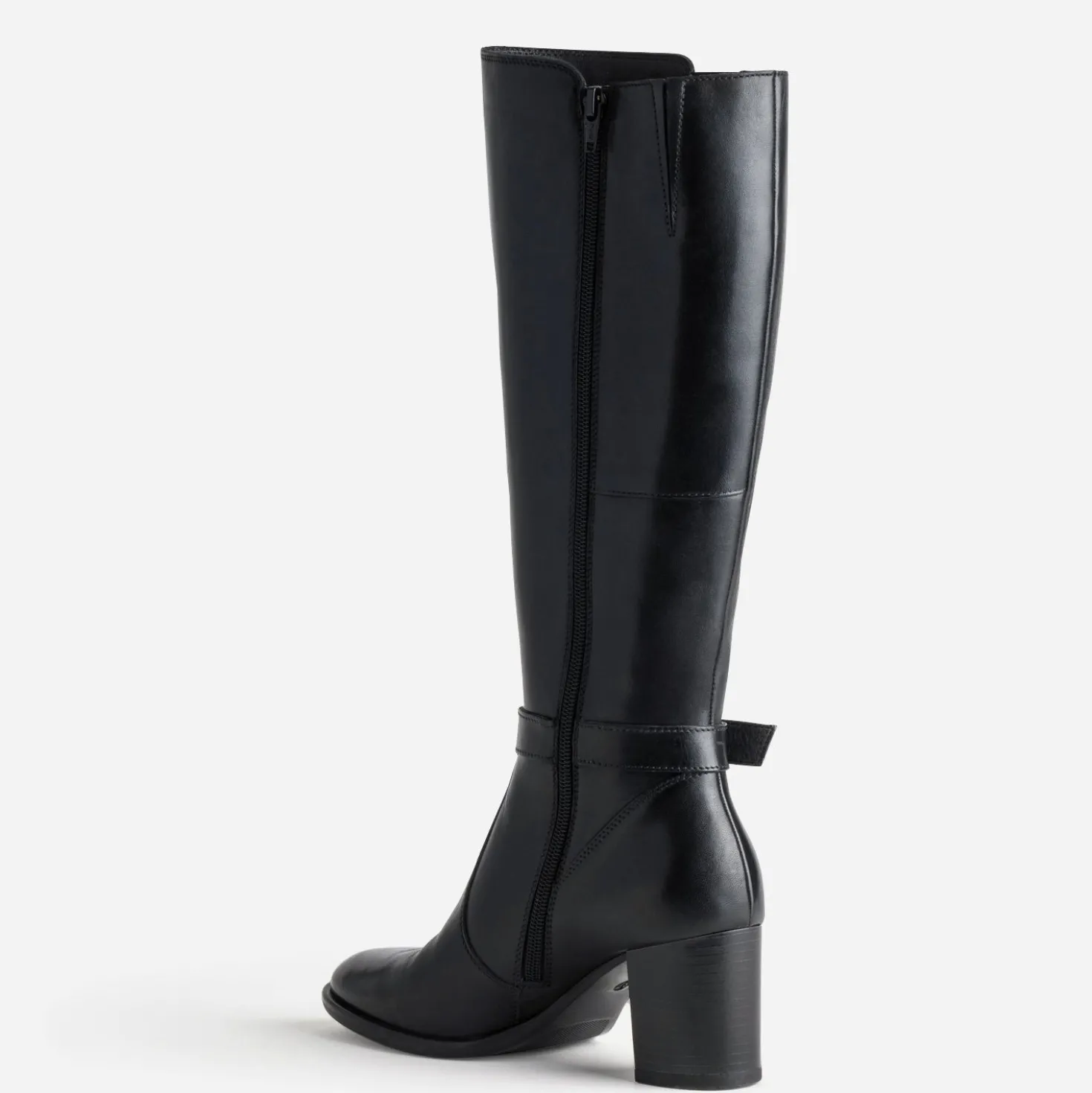 Botte noire cuir tige élastiquée