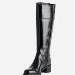 Botte noire en cuir forme cavalière