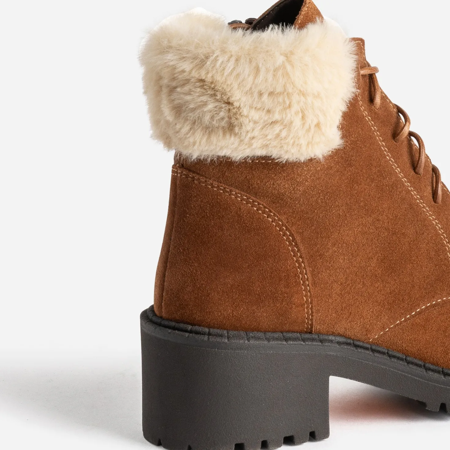 Bottine cuir velours camel