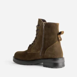 Bottine à lacet marron cuir velours