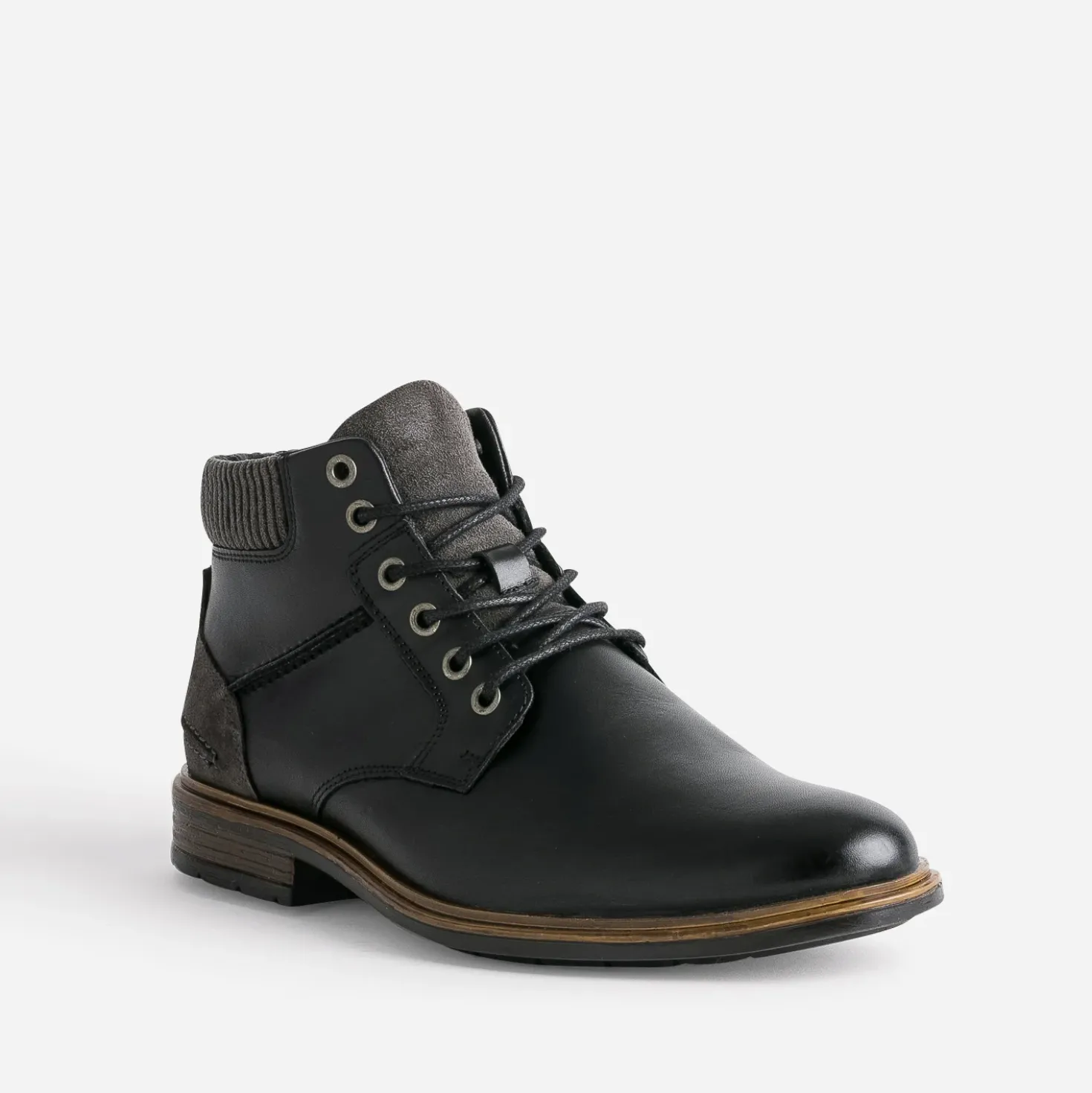 Bottine à lacet noire en cuir