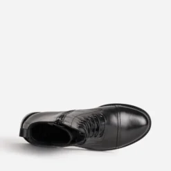 Bottine noire cuir bout droit