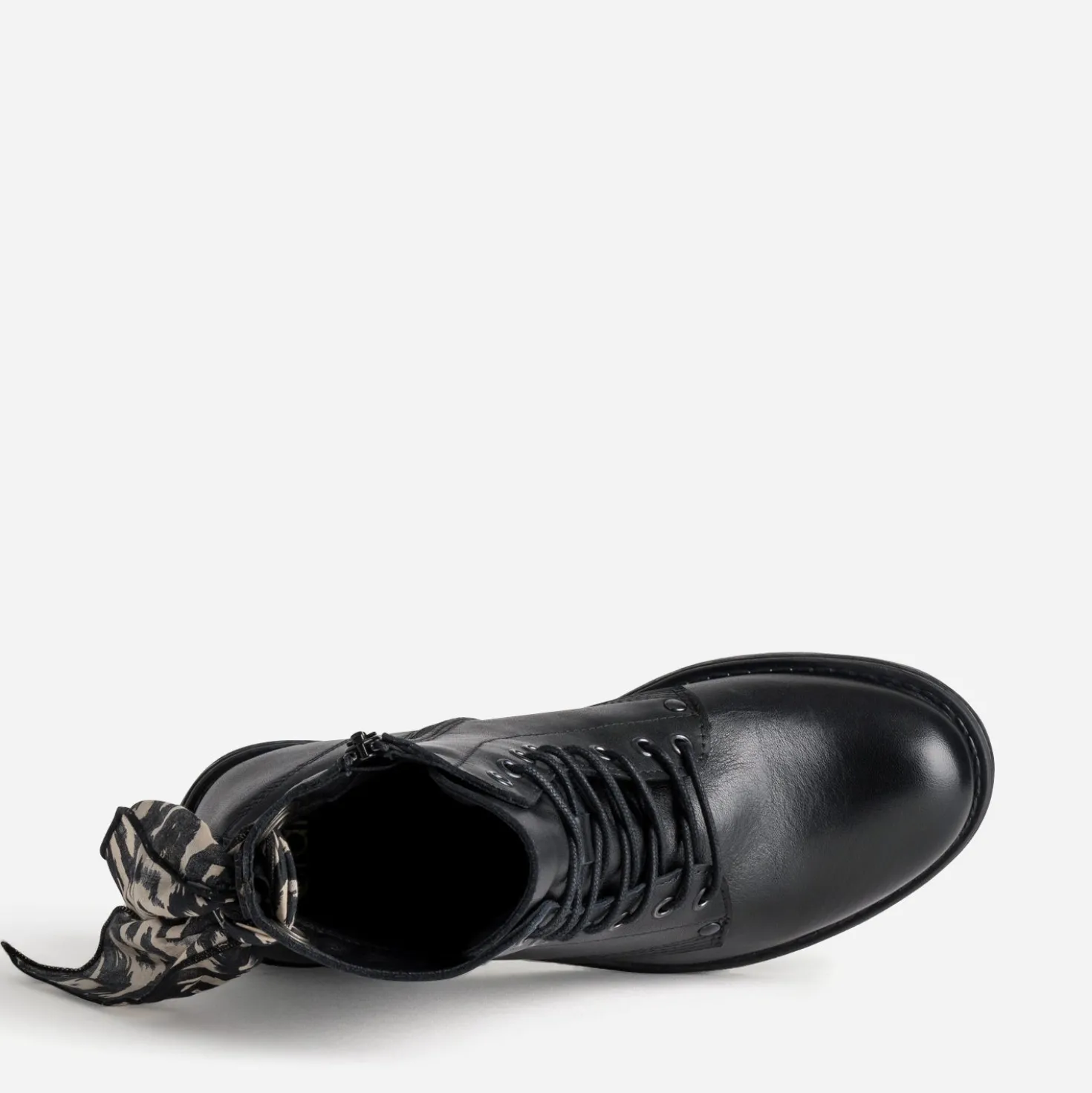 Bottine noire cuir détail ruban