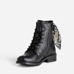 Bottine noire cuir détail ruban