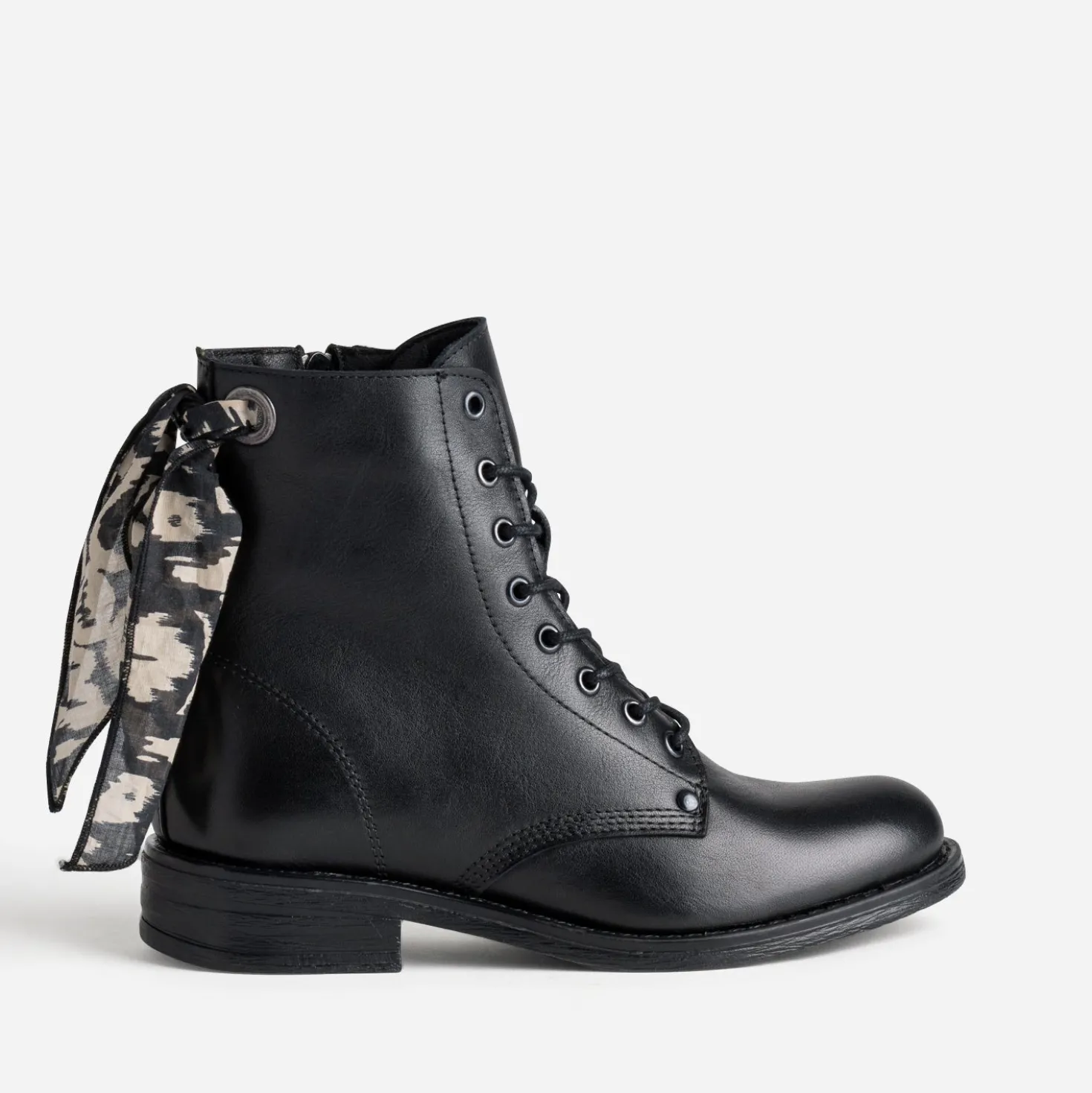 Bottine noire cuir détail ruban