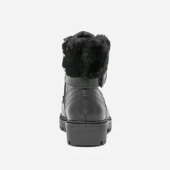 Bottine noire fourrée