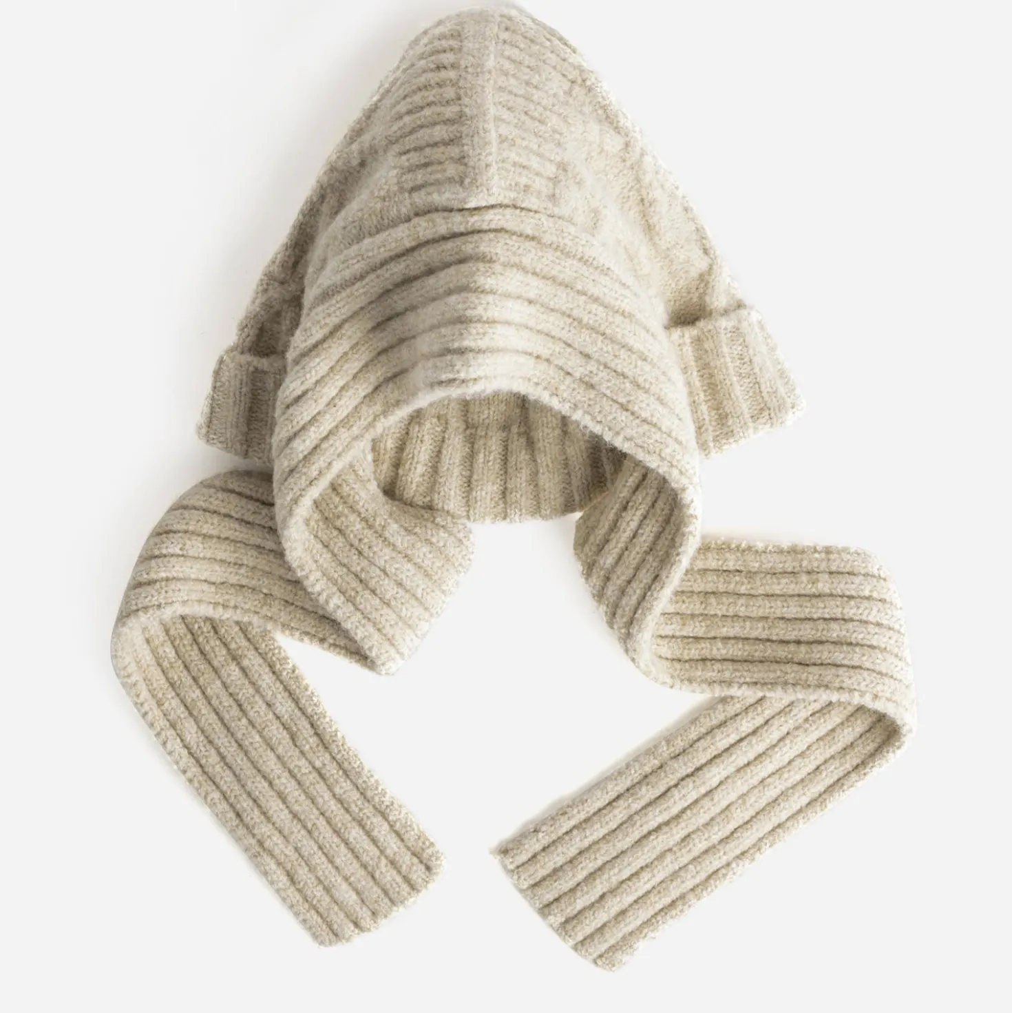 Cagoule écrue tricot à nouer