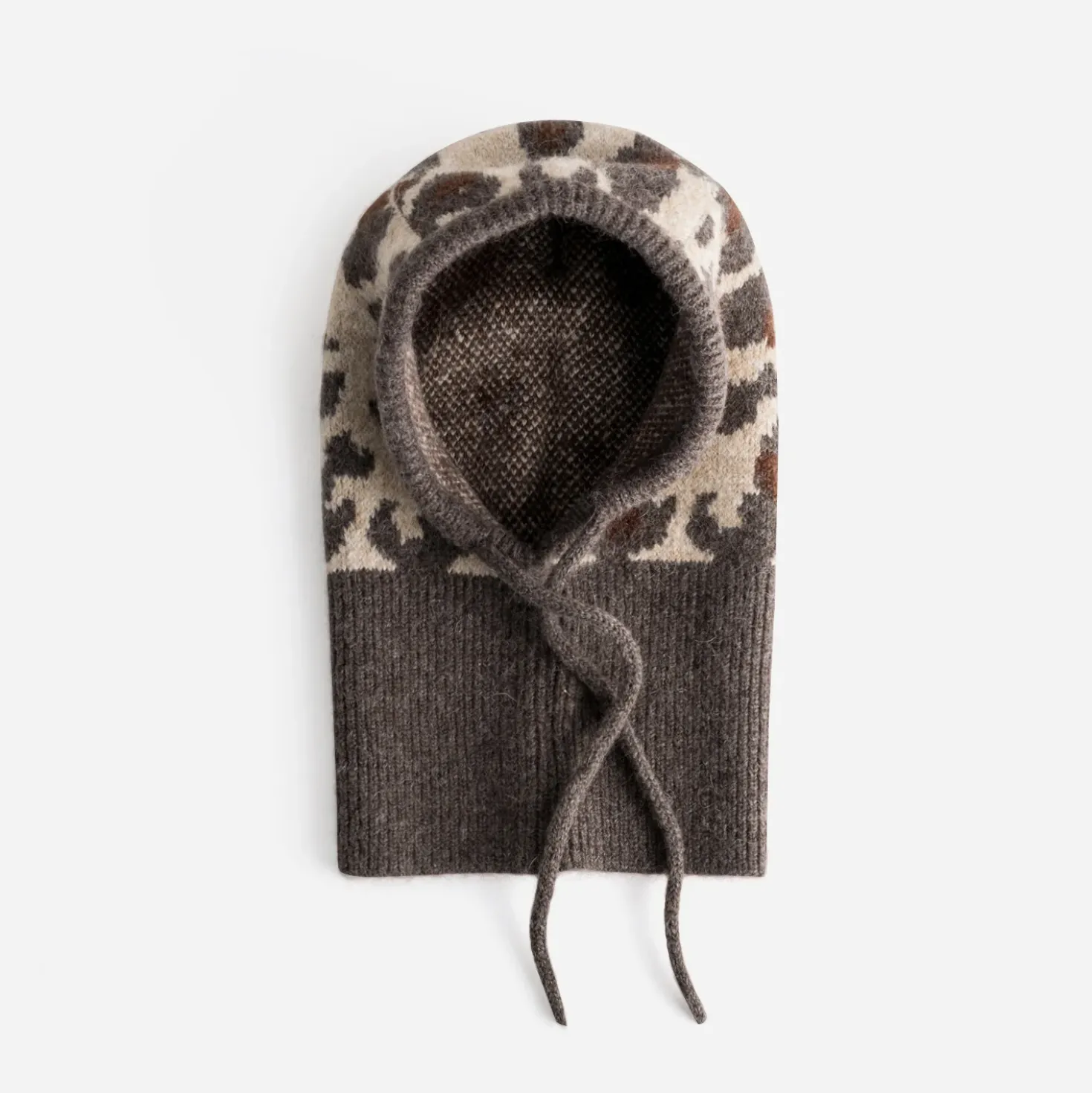 Cagoule marron tricot motif léopard