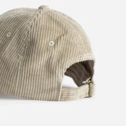 Casquette beige velours côtelé